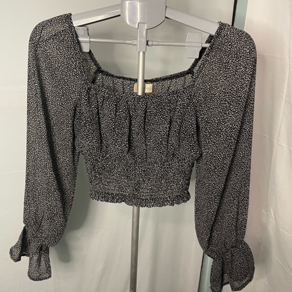 Altar’d‎ State Black Floral Women's Top size small